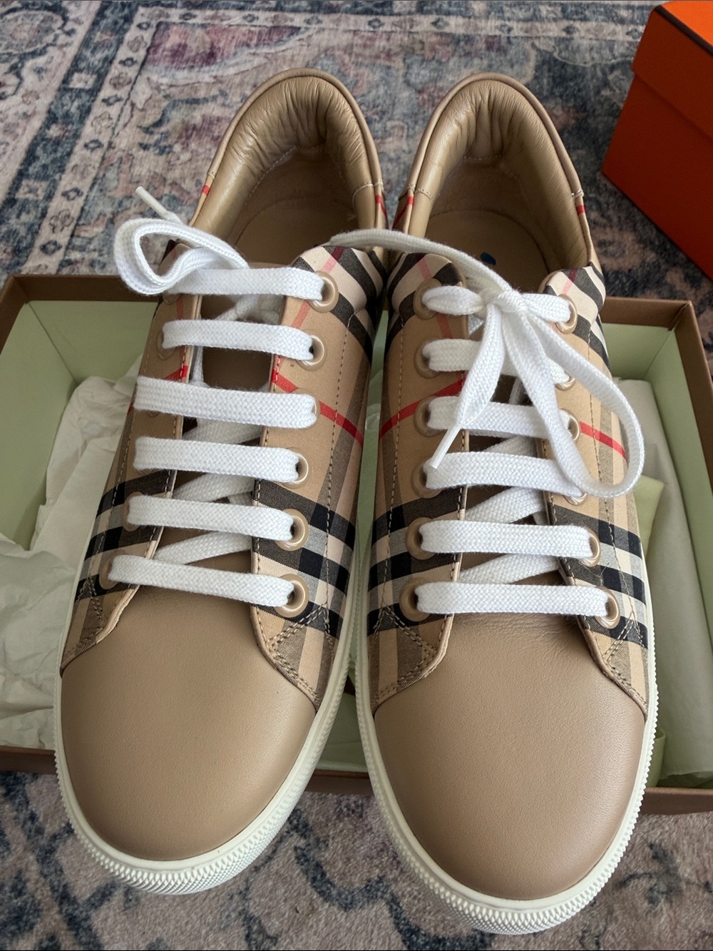 Burberry Beige/Tan Check Low-Top Sneakers